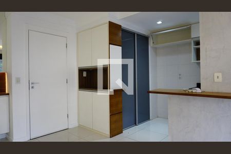 Sala de apartamento para alugar com 3 quartos, 92m² em Barra Olímpica, Rio de Janeiro