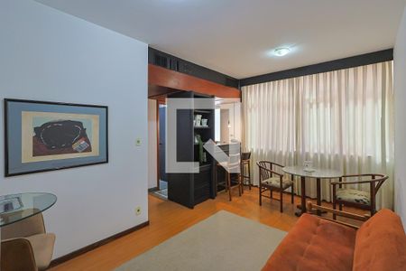 Sala de apartamento para alugar com 1 quarto, 38m² em Funcionários, Belo Horizonte