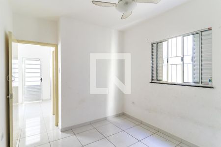 Quarto 1 de casa para alugar com 3 quartos, 55m² em Jardim São Luís, São Paulo