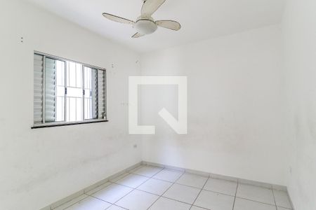 Quarto 1 de casa para alugar com 3 quartos, 55m² em Jardim São Luís, São Paulo