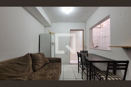 Sala/Quarto de casa para alugar com 1 quarto, 100m² em Jardim Las Vegas, Santo André