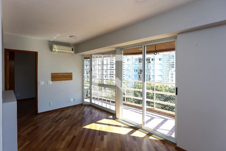 Sala de apartamento para alugar com 1 quarto, 48m² em Vila Suzana, São Paulo