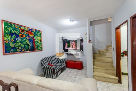 Sala de casa à venda com 3 quartos, 140m² em Jardim Peri, São Paulo