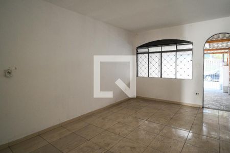 Sala de casa à venda com 2 quartos, 80m² em Parque Fongaro, São Paulo