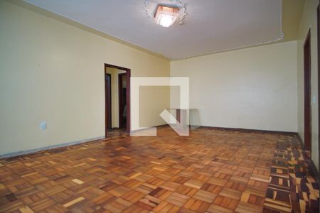 Sala de casa para alugar com 2 quartos, 450m² em Partenon, Porto Alegre