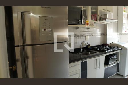 Cozinha de apartamento à venda com 3 quartos, 56m² em Paraisópolis, São Paulo