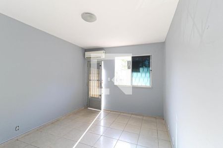 Sala de apartamento para alugar com 2 quartos, 62m² em Cascadura, Rio de Janeiro