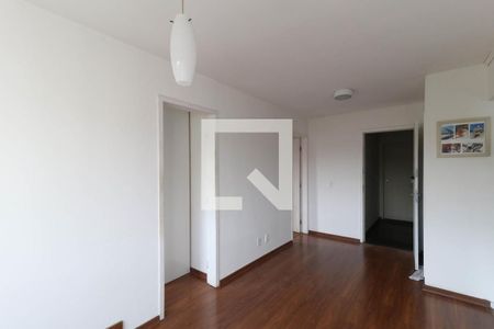 Sala de apartamento para alugar com 2 quartos, 47m² em Quintino Bocaiúva, Rio de Janeiro