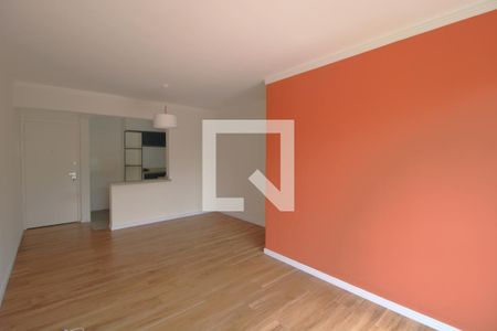 Sala de apartamento para alugar com 3 quartos, 82m² em Parque Residencial Julia, São Paulo