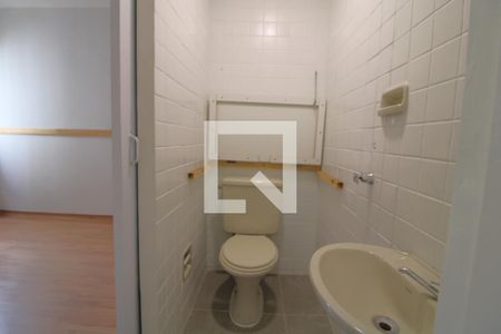 Banheiro da suíte de apartamento para alugar com 3 quartos, 82m² em Parque Residencial Julia, São Paulo