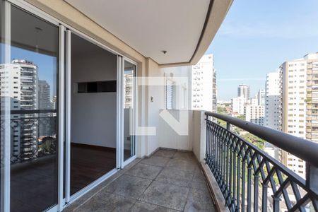 Varanda Sala de apartamento à venda com 3 quartos, 105m² em Moema, São Paulo