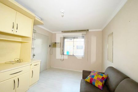 Sala de apartamento para alugar com 2 quartos, 58m² em Ouro Branco, Novo Hamburgo