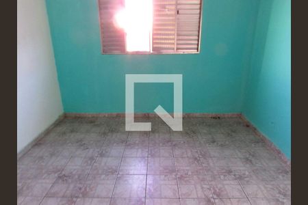 Quarto 2 de casa para alugar com 2 quartos, 105m² em Jd Maria Luiza, Taboão da Serra