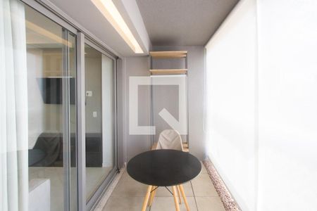 Varanda de kitnet/studio para alugar com 1 quarto, 43m² em Brooklin, São Paulo