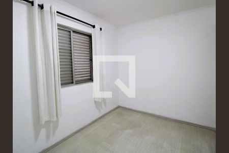 Quarto 1 de apartamento para alugar com 2 quartos, 74m² em Vila Mazzei, São Paulo