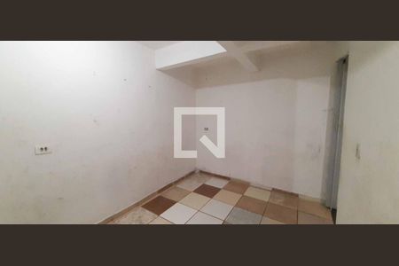 Quarto de casa para alugar com 1 quarto, 50m² em Bandeiras, Osasco