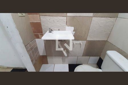 Banheiro de casa para alugar com 1 quarto, 50m² em Bandeiras, Osasco