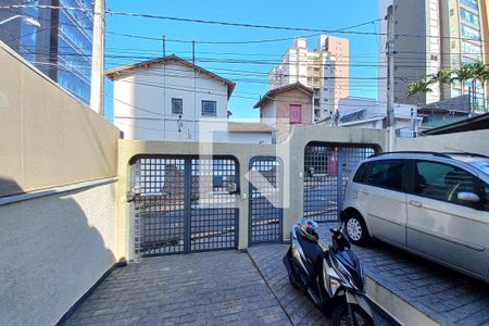 Vista da Sala de casa à venda com 3 quartos, 190m² em Cambuí, Campinas