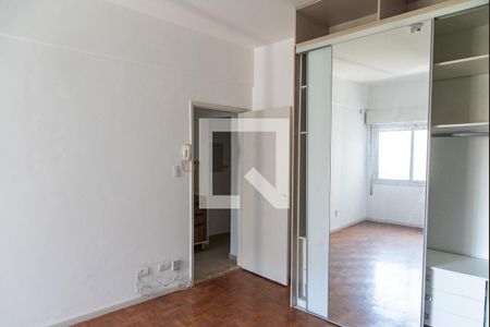 Sala/quarto de kitnet/studio à venda com 1 quarto, 27m² em Centro, São Paulo