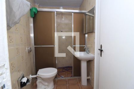 Banheiro de casa para alugar com 0 quarto, 40m² em Penha de França, São Paulo