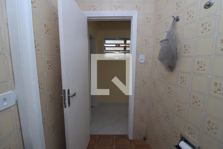 Banheiro de casa para alugar com 0 quarto, 40m² em Penha de França, São Paulo