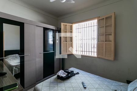 Quarto 1 de casa à venda com 3 quartos, 360m² em Carlos Prates, Belo Horizonte