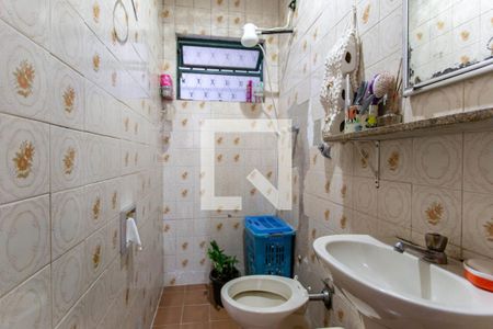 Banheiro de casa à venda com 4 quartos, 171m² em Santa Amelia, Belo Horizonte
