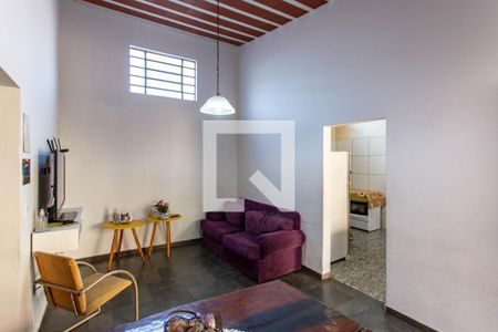 Sala de casa para alugar com 4 quartos, 171m² em Santa Amelia, Belo Horizonte