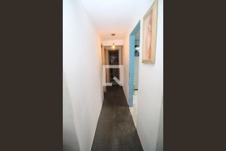 Corredor de apartamento à venda com 2 quartos, 48m² em Inhaúma, Rio de Janeiro
