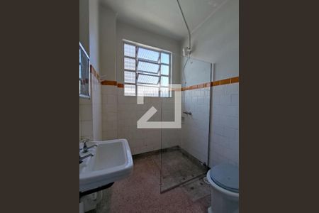 Banheiro de apartamento para alugar com 1 quarto, 67m² em Centro, Curitiba