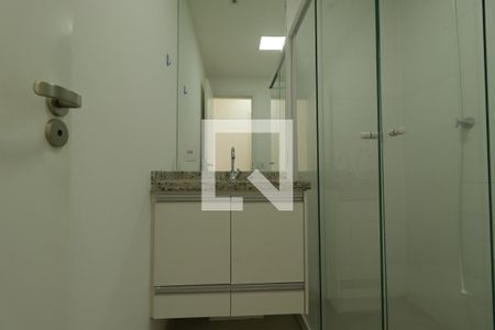 Banheiro de apartamento para alugar com 2 quartos, 60m² em Ribeirânia, Ribeirão Preto