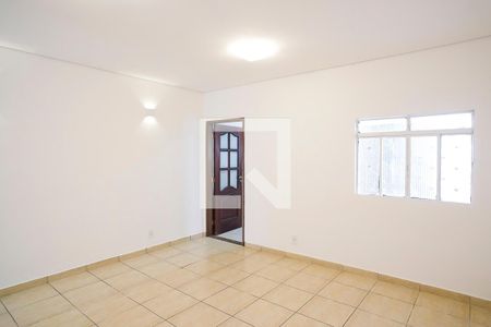 Sala de casa para alugar com 2 quartos, 115m² em Rudge Ramos, São Bernardo do Campo