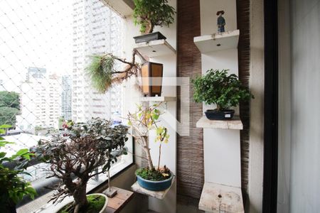 Varanda de apartamento à venda com 2 quartos, 54m² em Vila Olímpia, São Paulo