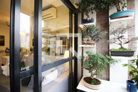 Varanda de apartamento à venda com 2 quartos, 54m² em Vila Olímpia, São Paulo