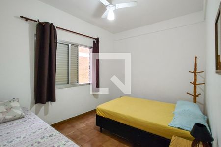 Quarto 1 de apartamento para alugar com 2 quartos, 56m² em Vila Tupi, Praia Grande