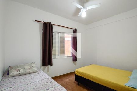 Quarto 1 de apartamento para alugar com 2 quartos, 56m² em Vila Tupi, Praia Grande