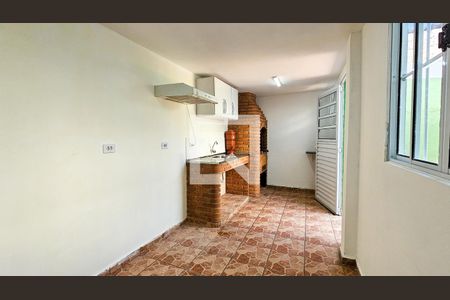 Cozinha de kitnet/studio para alugar com 1 quarto, 45m² em Jardim Satélite, São Paulo