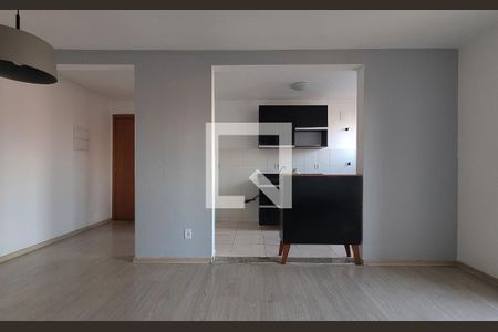 Sala de apartamento para alugar com 2 quartos, 52m² em Utinga, Santo André