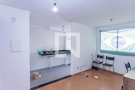 Sala de apartamento para alugar com 2 quartos, 46m² em Jardim Iris, São Paulo