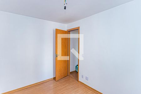 Quarto 2 de apartamento para alugar com 2 quartos, 46m² em Jardim Iris, São Paulo