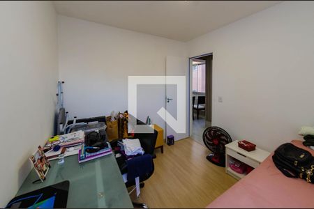 Quarto 1 de apartamento para alugar com 2 quartos, 55m² em Buritis, Belo Horizonte