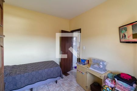 Quarto 1 de casa à venda com 3 quartos, 325m² em Coqueiros, Belo Horizonte