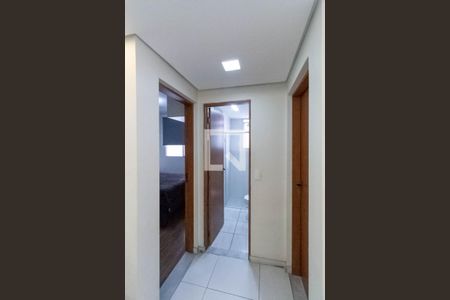 Corredor de apartamento à venda com 2 quartos, 75m² em Paquetá, Belo Horizonte