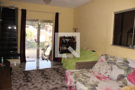 Sala 1 de casa à venda com 2 quartos, 240m² em Fonte Grande, Contagem