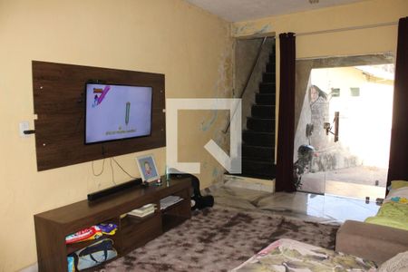 Sala 1 de casa para alugar com 2 quartos, 240m² em Fonte Grande, Contagem