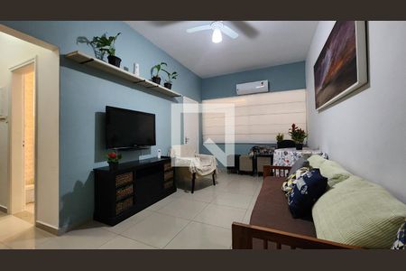 Sala de kitnet/studio para alugar com 1 quarto, 35m² em Boqueirão, Santos