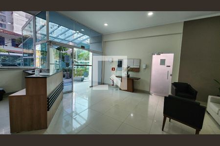 Studio para alugar com 35m², 1 quarto e 1 vaga Studio para alugar com 35m², 1 quarto e 1 vagaHall de entrada