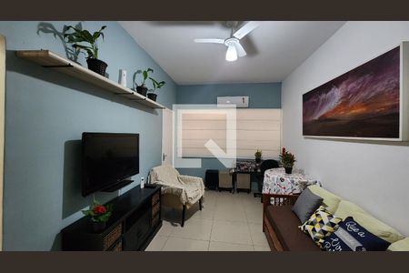 Sala de kitnet/studio para alugar com 1 quarto, 35m² em Boqueirão, Santos