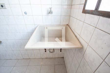 Apartamento à venda com 52m², 2 quartos e 1 vaga Apartamento à venda com 52m², 2 quartos e 1 vagaCozinha e Área de Serviço