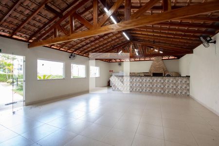 Apartamento à venda com 52m², 2 quartos e 1 vaga Apartamento à venda com 52m², 2 quartos e 1 vagaÁrea comum - Salão de festas